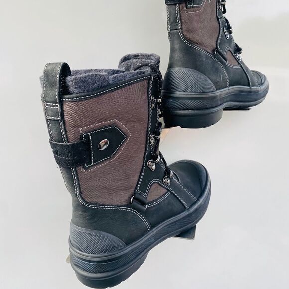 Clarks - Winter Boots 6 - Picture 2 of 6